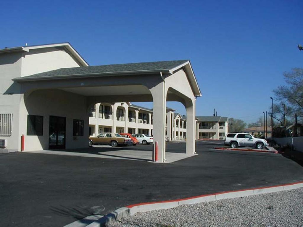 American Inn & Suites Albuquerque Buitenkant foto