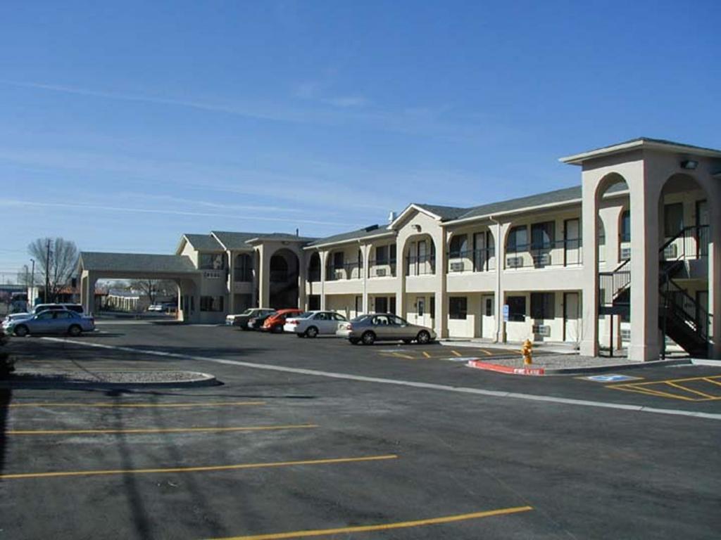 American Inn & Suites Albuquerque Buitenkant foto